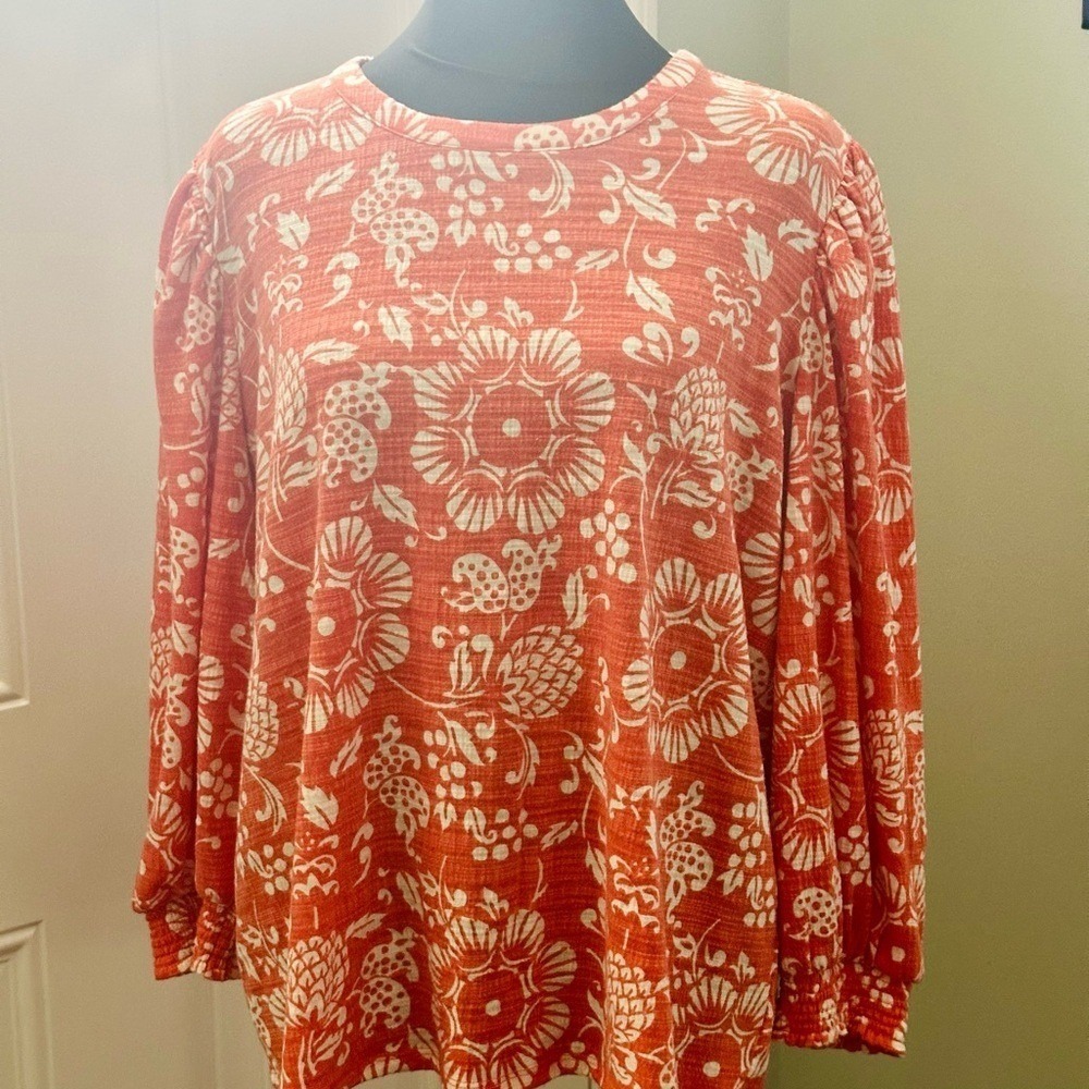 Wonderly Reddish Orange and White Floral Blouse